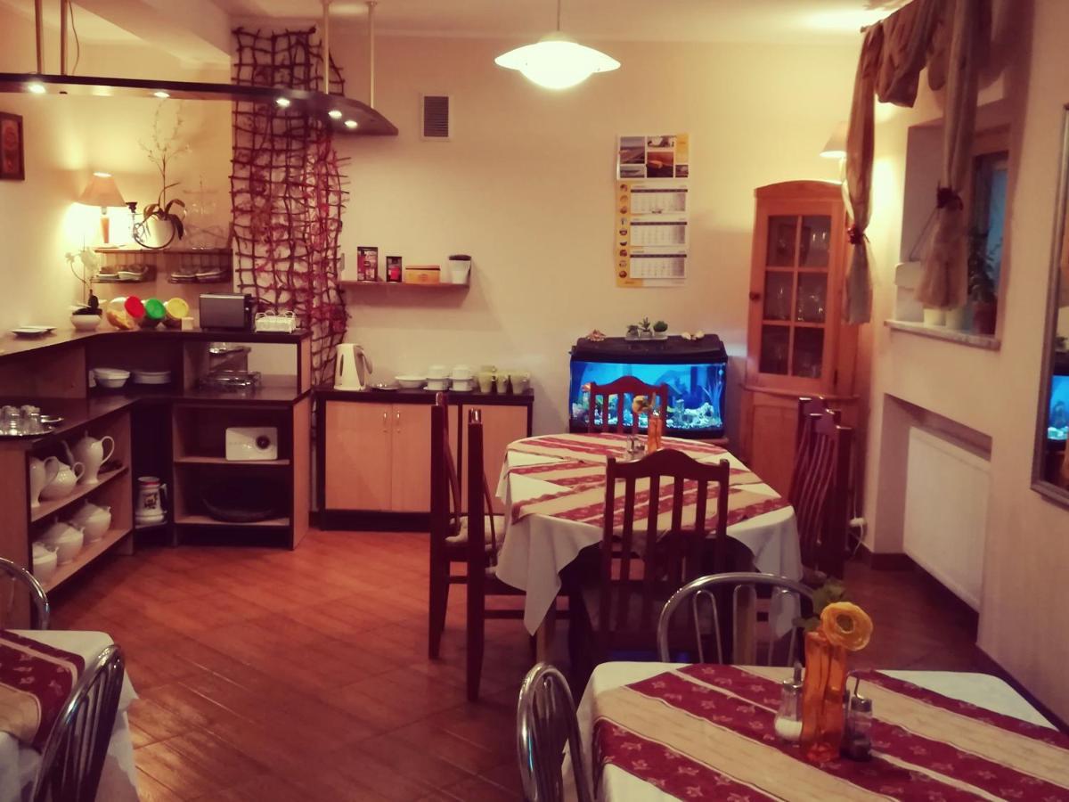 Willa Karis Warsaw Ngoại thất bức ảnh